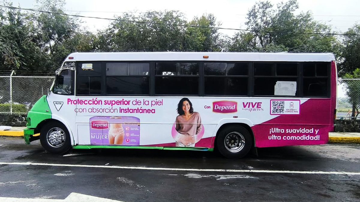 Campaña de Lucky Ride Bus en camión urbano